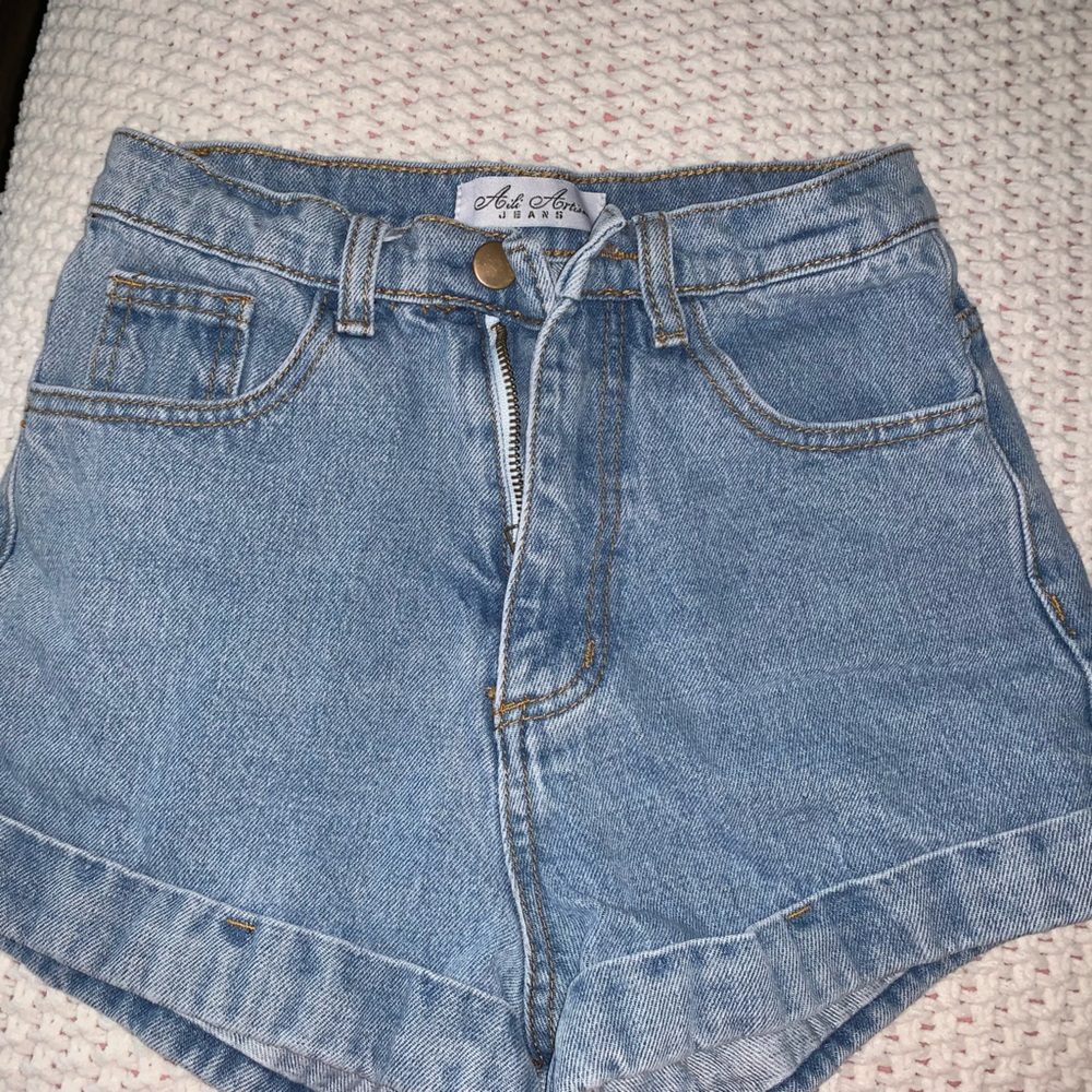 mom jean shorts